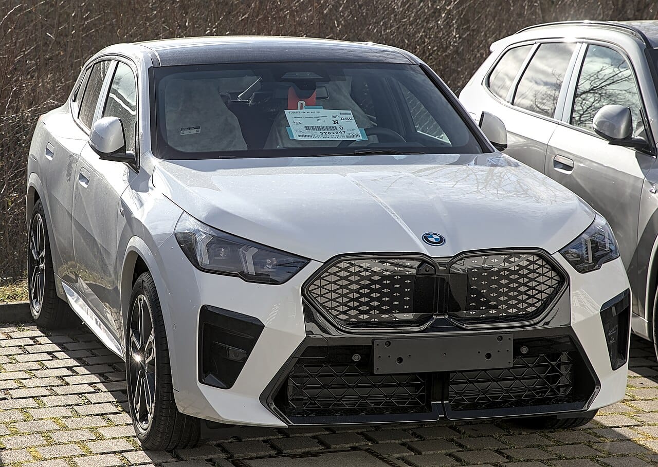 BMW iX2