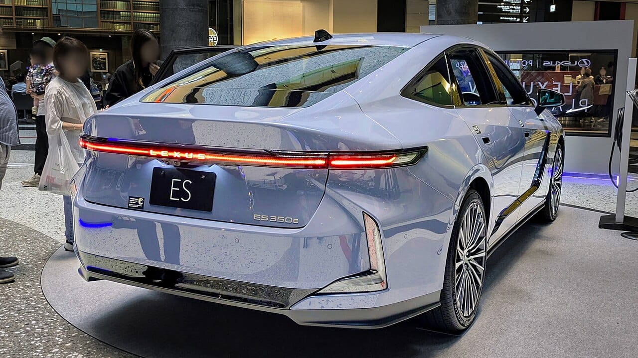 Lexus ES 350e