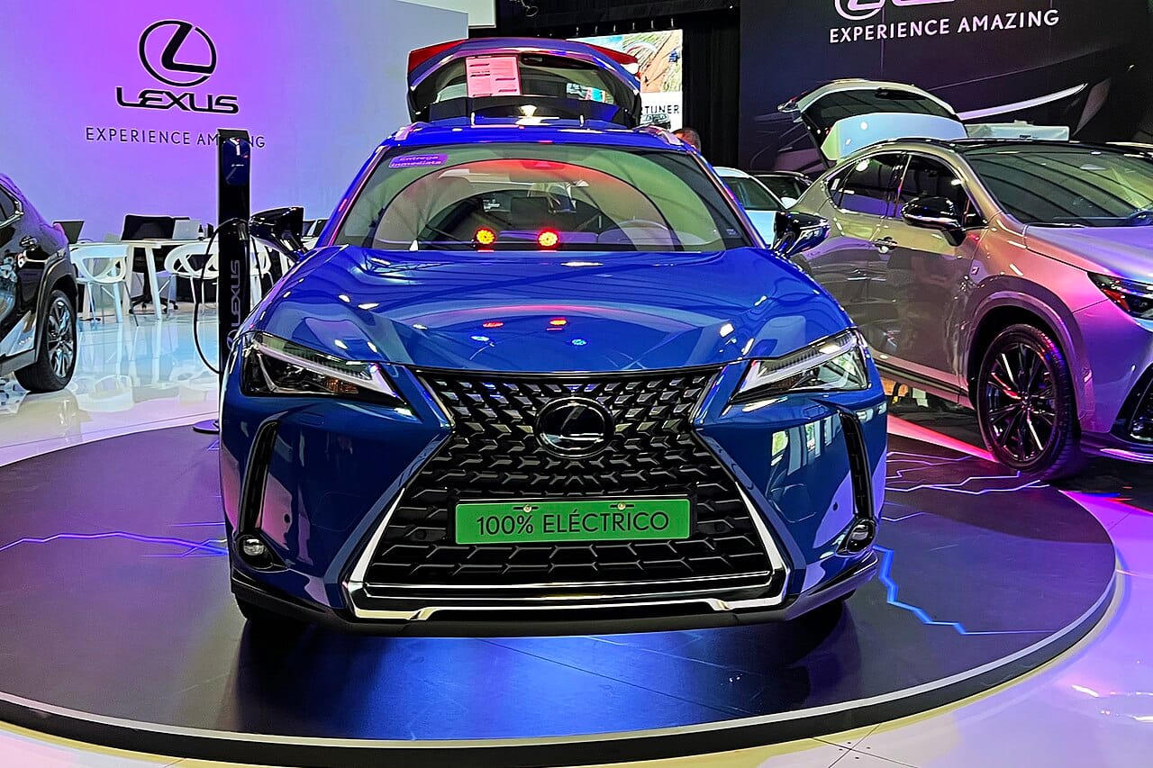 Lexus UX 300e