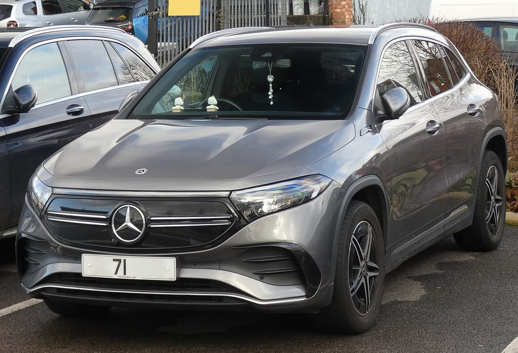 Mercedes-Benz EQA