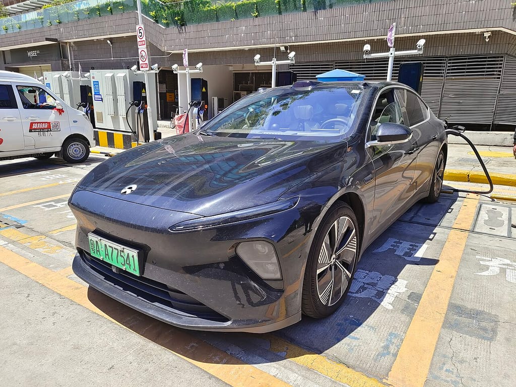NIO ET7
