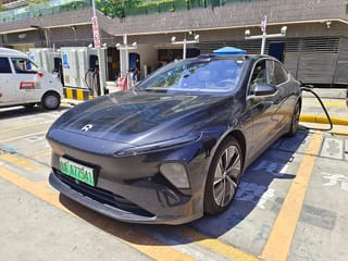 NIO ET7